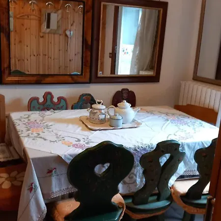Apartment Angelalocazionepianoterra